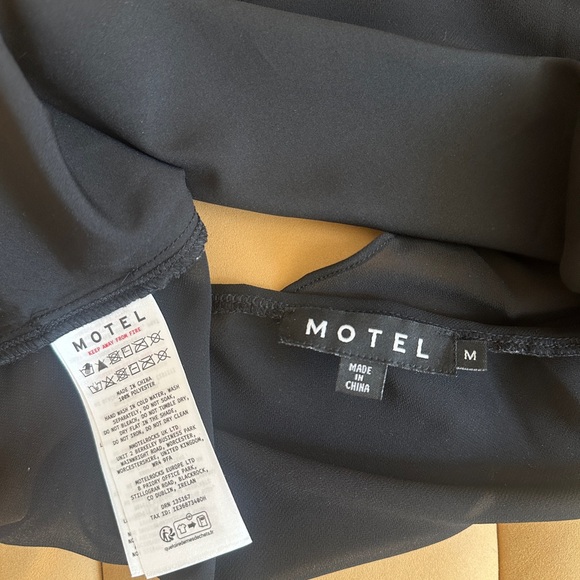 Motel Rocks Black Ruffle Top - Picture 5 of 5